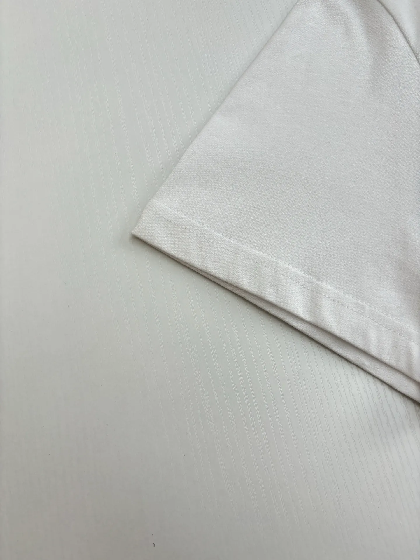 🅿️270 ComeHearts*/Cro Heart 25Ss Star Wars limited short-sleeved T-shirt. The fabric is made of 26-woven 200g cotton. The printing is made of hand-made glue printing. Customized accessories. Size: S/M/L